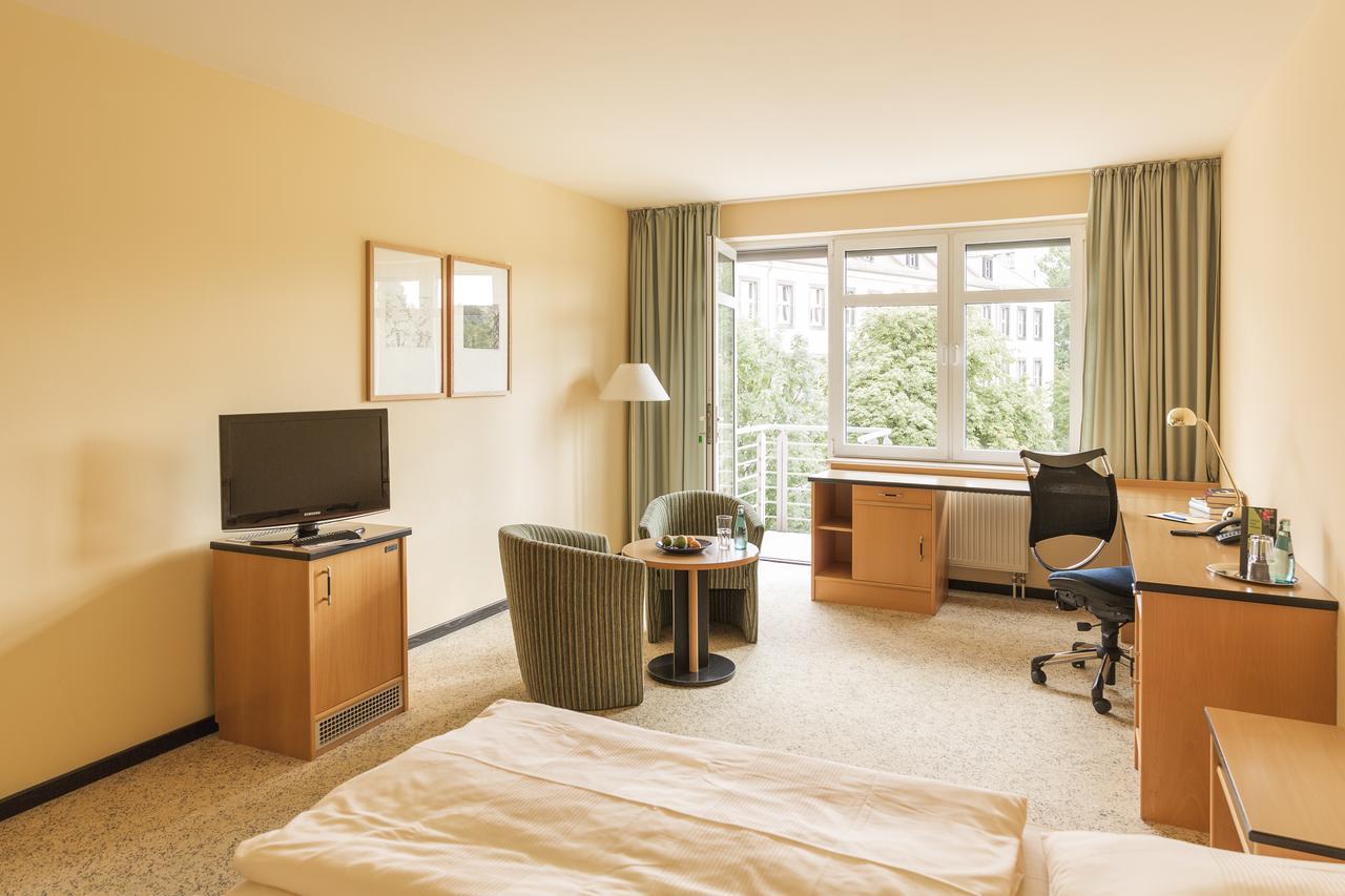 Hotel Am Weberplatz Дрезден Екстериор снимка